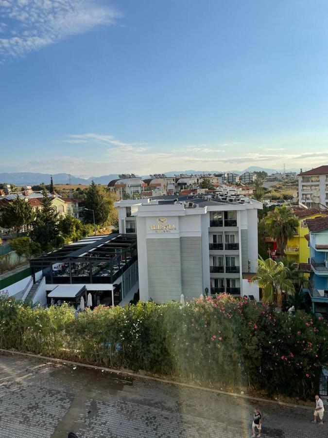 Hotel Alessia & 3*